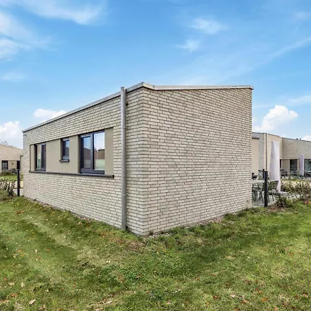 3 Bedroom Lovely In Lembruch-duemmer * Lembruch